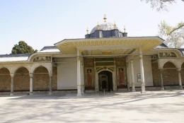 topkapi-palace-topkapi-museum-and-blue-mosque-tour